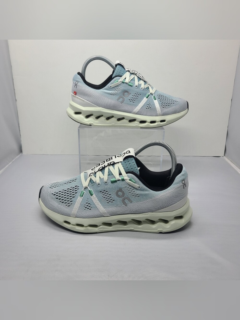 On Cloud Running Cloudsurfer Trail White Frost Shoes women Size 8